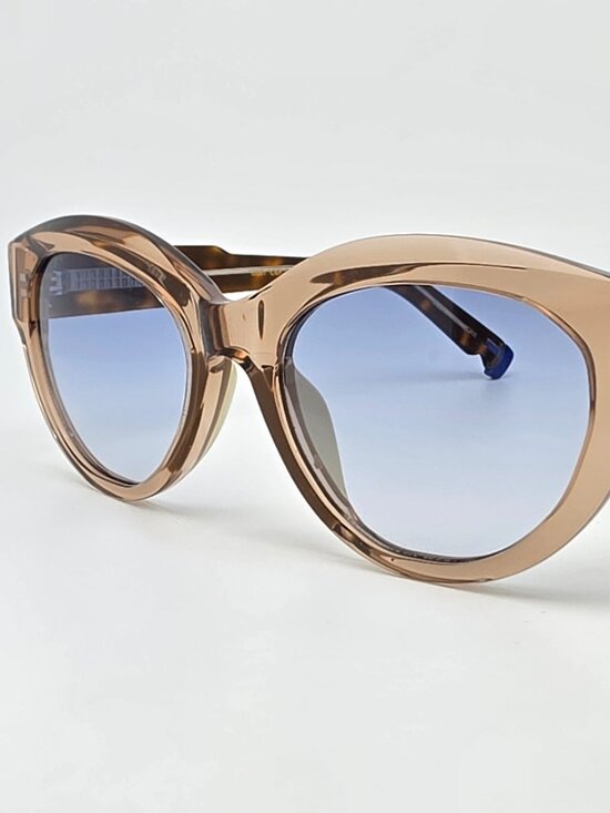 Coco and Breezy Peyton 101 Cognac Frame Blue Gradient Lens Sunglasses w/ Case main image 5